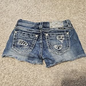 Miss Me shorts size 26 -great condition